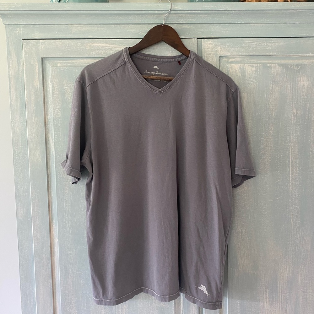 Tommy Bahama Mens V-Neck T-Shirt Cotton - Size Large